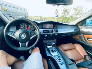 BMW 5 Series foto 6