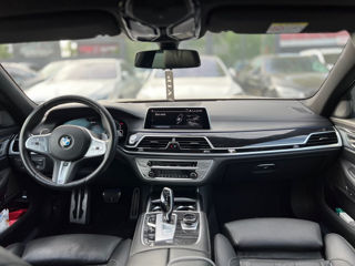 BMW 7 Series foto 9