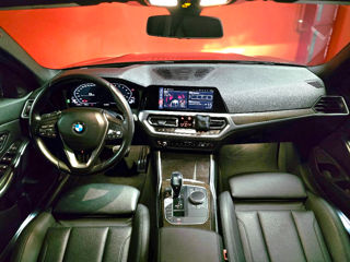 BMW 3 Series foto 7