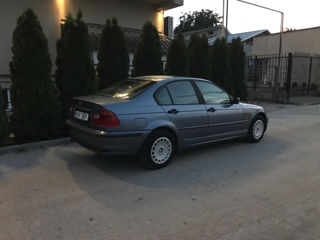 BMW 3 Series фото 2