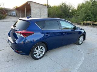 Toyota Auris foto 3