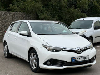 Toyota Auris foto 5