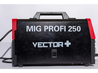 Сварочный аппарат полуавтомат Vector MIG PROFI 250 -Universalmag foto 5