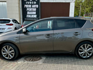 Toyota Auris foto 9