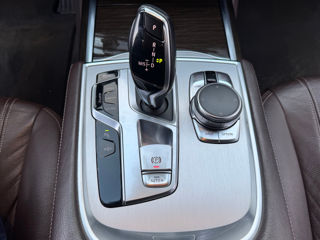 BMW 7 Series foto 15