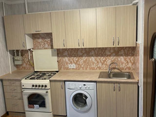 Apartament cu 1 cameră, 40 m², Centru, Chișinău