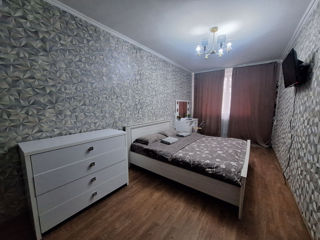 Apartament cu 3 camere, 65 m², Botanica, Chișinău foto 2