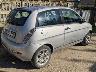 Lancia Ypsilon foto 5