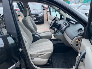 Renault Grand Scenic foto 16