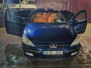 Peugeot 607