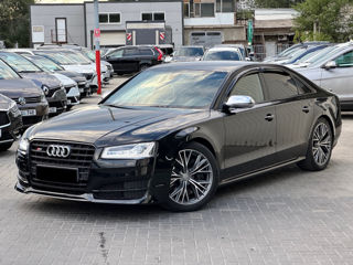 Audi S8 foto 4