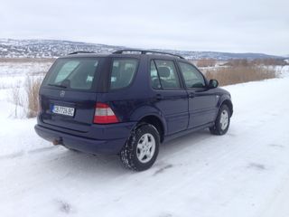 Mercedes ML Class foto 1