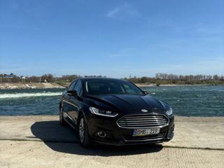 Ford Fusion foto 1