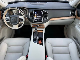 Volvo XC90 foto 16