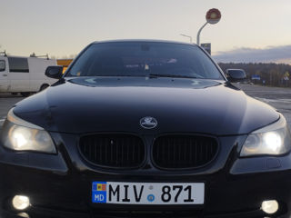 BMW 5 Series foto 6