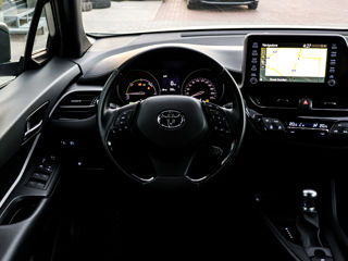 Toyota C-HR foto 9