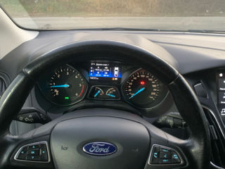 Ford Focus foto 8