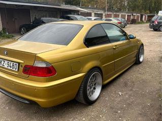 BMW 3 Series Coupe foto 3