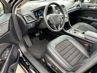 Ford Fusion foto 7