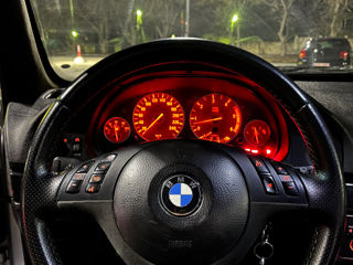 BMW 5 Series foto 7