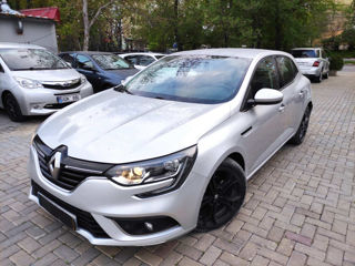 Renault Megane foto 2