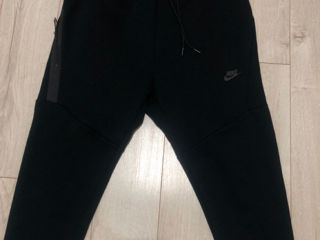 Pantaloni Nike