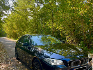 BMW 5 Series foto 2