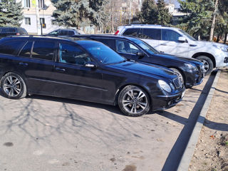 Mercedes E-Class фото 7