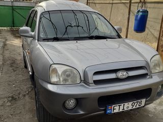 Hyundai Santa FE foto 1