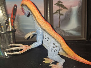 Therizinosaurus figurina/ Теризинозавр фигурка foto 2