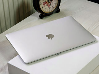 MacBook Air Retina 2020 (Core i5 8210Y/16Gb Ram/512Gb SSD/Iris Plus Graphics/30 Cycles/13.3" Retina) foto 15