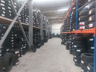 225/55r17 195/65R15 215/60R17 235/55R17 265/60R18 185/65R14 205/55R16 215/60R16 245/45R18 255/55R18 foto 16