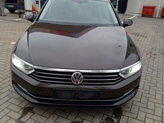 Volkswagen Passat foto 3