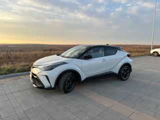 Toyota C-HR foto 3