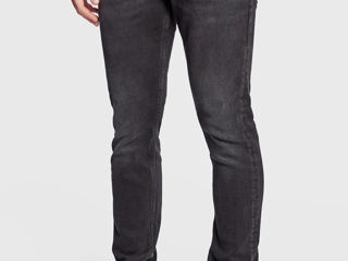 Новые оригинальные джинсы Calvin Klein
