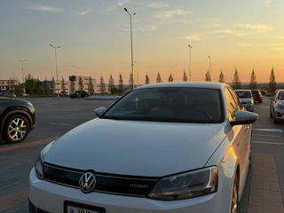 Volkswagen Jetta foto 2