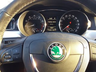 Skoda Superb foto 4