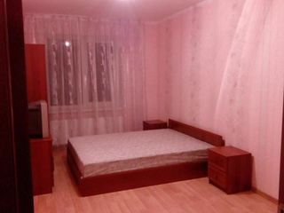 Apartament cu 2 camere, 56 m², Molodova, Bălți foto 5
