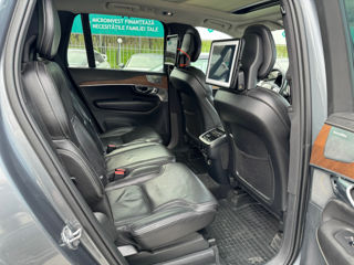 Volvo XC90 foto 18