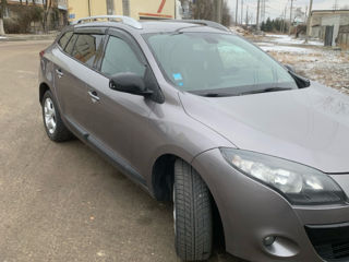 Renault Megane foto 2