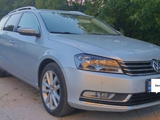 Volkswagen Passat foto 1