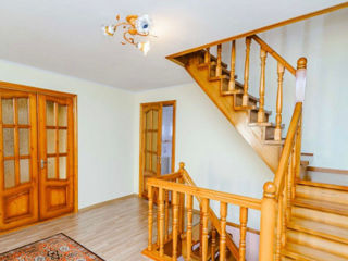 Se vinde casă superba, r-nul Ialoveni, Nimoreni!! foto 8