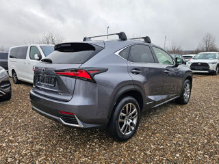 Lexus NX Series foto 4