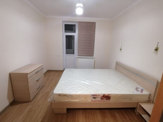 Apartament cu 2 camere, 56 m², Centru, Comrat foto 2