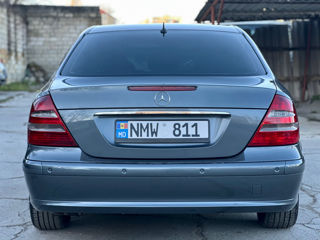 Mercedes E-Class foto 6