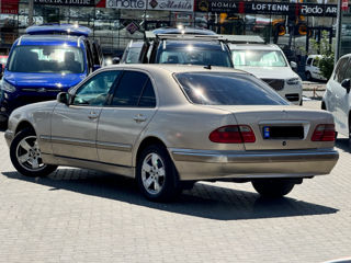 Mercedes E-Class foto 5