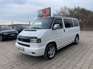 Volkswagen Transporter foto 1