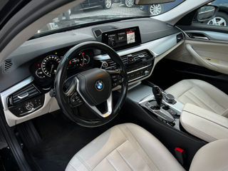 BMW 5 Series foto 8