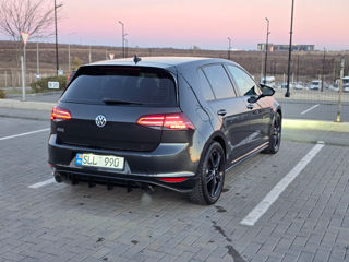 Volkswagen Golf foto 6