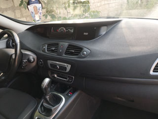 Renault Grand Scenic foto 5